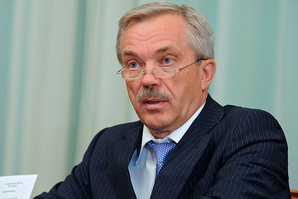 Правивший 27 лет губернатор уверовал в Нибиру и раскрыл пророчество про Украину