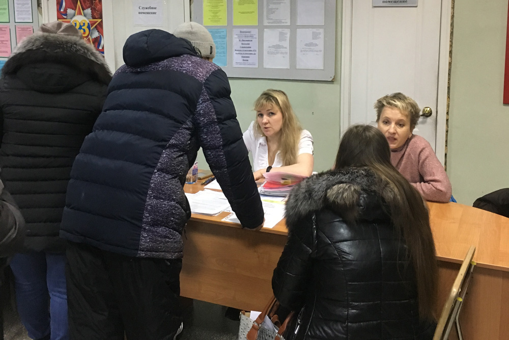 Все не так уж и плохо? Жителям Каменска-Уральского местные заводы, полиция и ГУФСИН предложили зарплату от 13 до 72 тысяч рублей