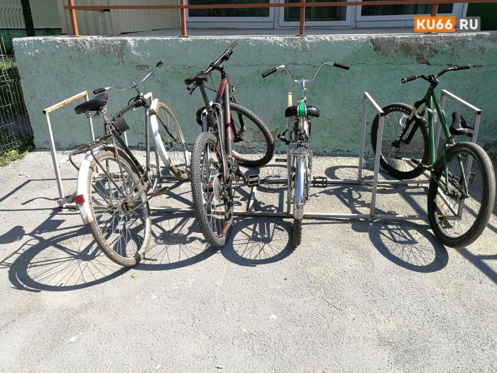 589 велосипедистов прокатились по Каменску-Уральскому: как прошла «Велоосень-2025» | В Каменске-Уральском состоялась традиционная велопрогулка «Велоосень-2025»