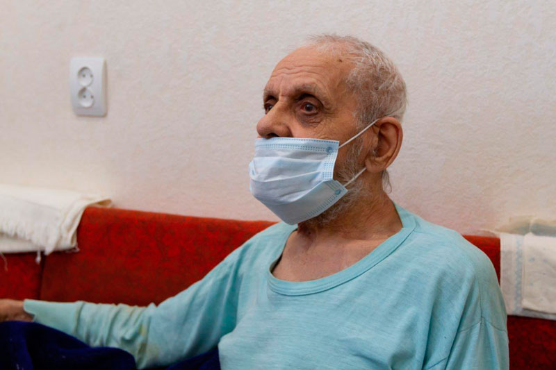 Фронтовик встречает праздник в обновленной квартире