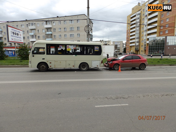 Сегодня в Каменске-Уральском в ДТП пострадала пассажирка автобуса. ВИДЕО, ФОТО