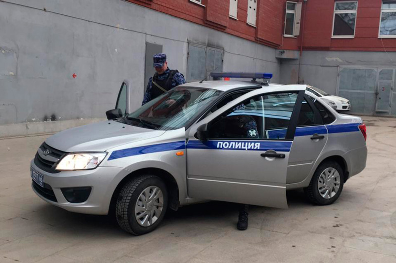 Эту профессию выбирают только сильные духом: на каждых 12 сотрудников ОВО Каменска-Уральского приходится одна сотрудница!