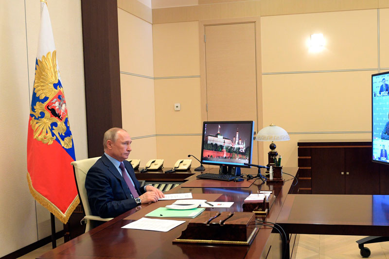 Путин вновь обратится к россиянам с заявлениями по ситуации с COVID-19