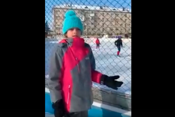 Юные участницы конкурса «Маленькая Мисс Весна» - о спорте в Каменске-Уральском: о стадионе ветеранов сборной по хоккею и «Берёзовой роще»