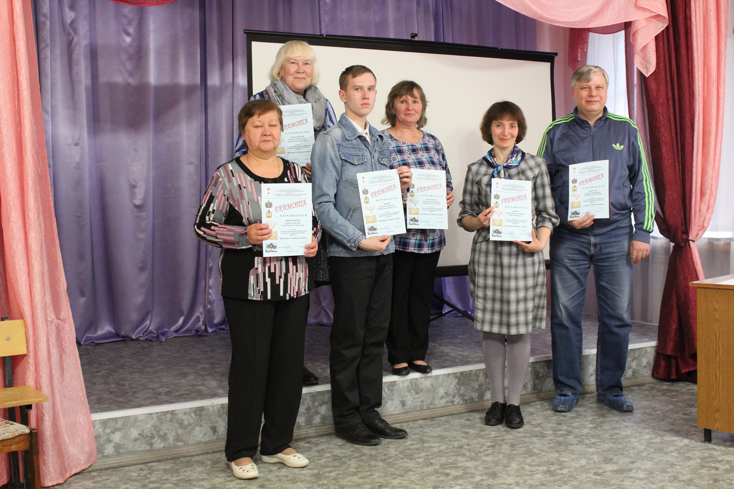 Во время областной конференции родоведов блогер из Новоуральска поделился с краеведами, как выглядит Каменск в интернете со стороны