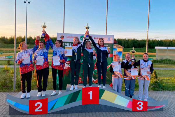 Молодые спортсменки из Каменска-Уральского завоевали бронзу первенства России по стендовой стрельбе