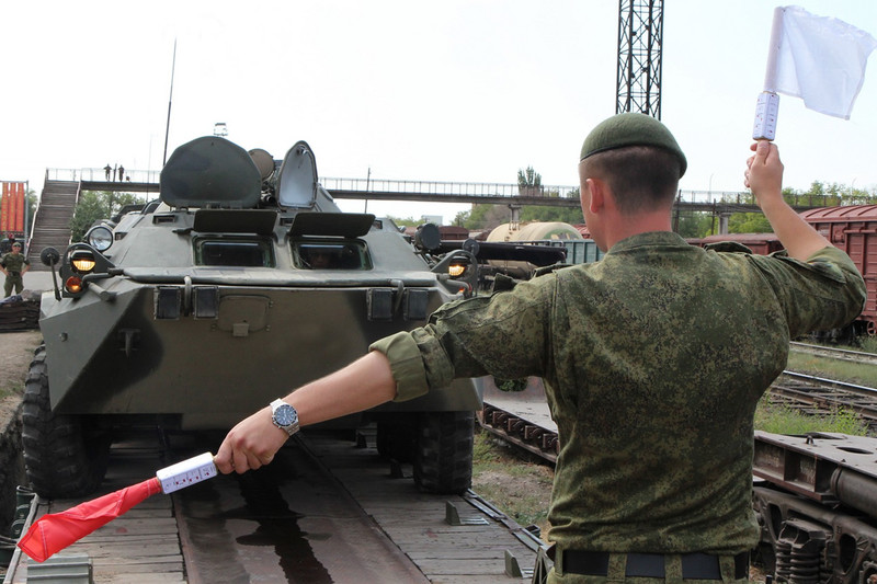 Солдат-срочник напал на сослуживцев на аэродроме под Воронежем Солдат-срочник напал на сослуживцев на аэродроме под Воронежем