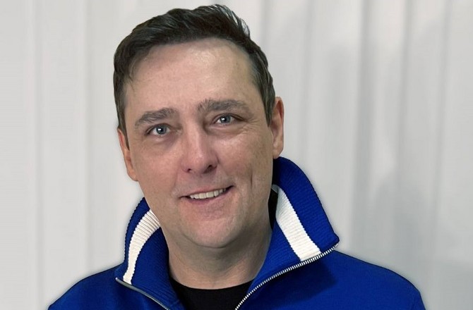 «Каждому своё»: Шатунов передал привет поклонникам через неделю после смерти