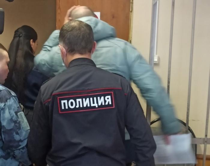 Водителю автобуса, сбившего насмерть пешехода в Каменске-Уральском, избрана мера пресечения | Водитель автобуса, сбивший насмерть пешехода в Каменске-Уральском, избежал ареста