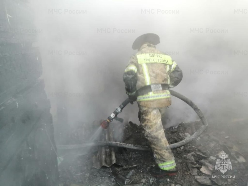 В селе под Каменском-Уральским в пожаре погиб инвалид