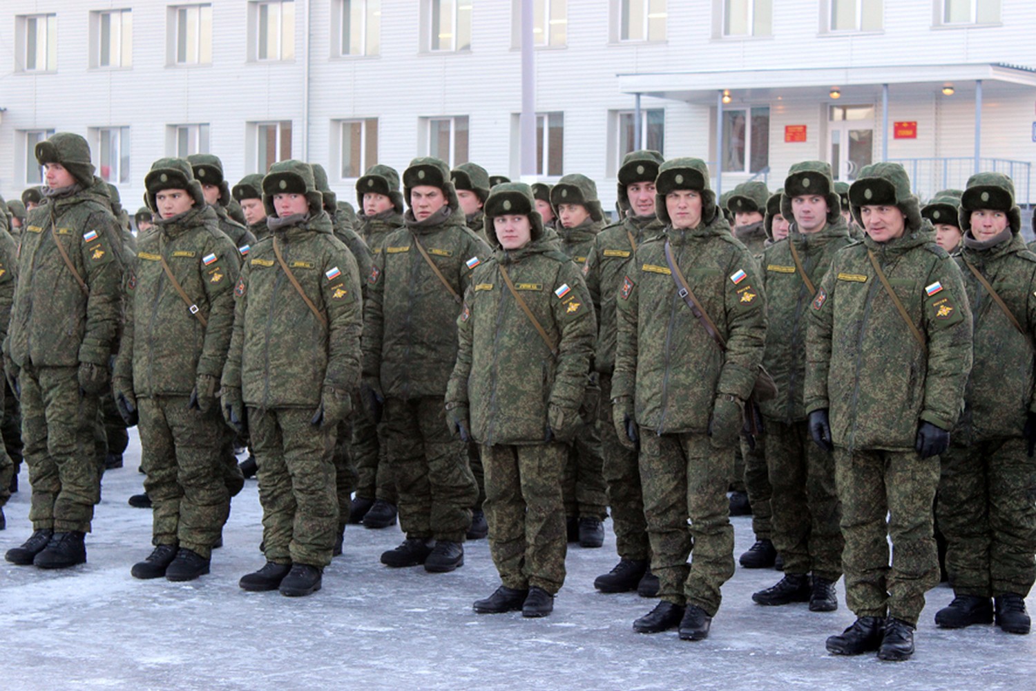 Путин подписал указ о призыве россиян из запаса на военные сборы