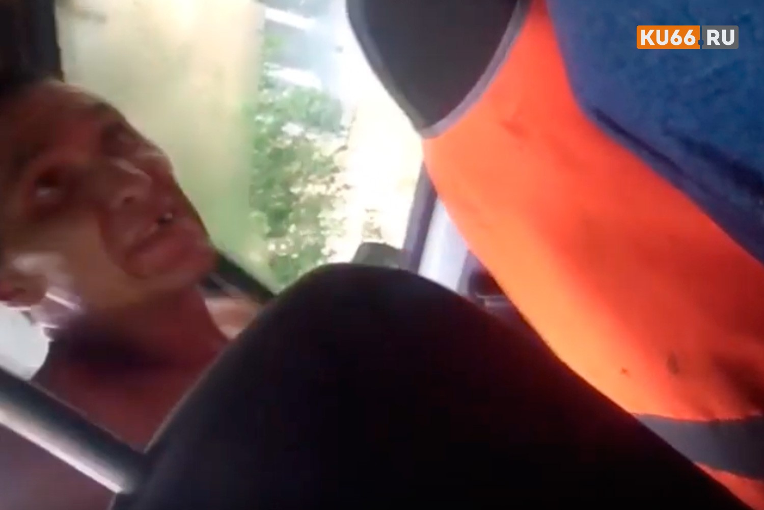 Подробности нападения с ножом пьяного бывшего зэка на девушку в Каменске-Уральском: он неоднократно судим. По факту заведена уголовка