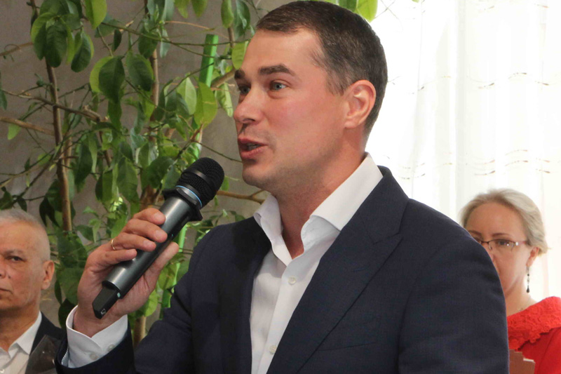 Алексей Шмыков забрал из мэрии Каменска-Уральского в администрацию губернатора своего бывшего коллегу с очень неоднозначным прошлым