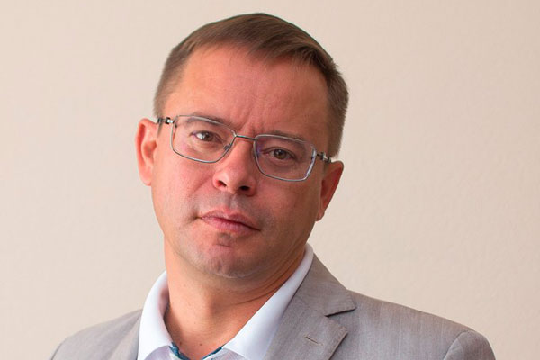 Мэр Каменска-Уральского Алексей Герасимов поздравил пенсионеров с праздником