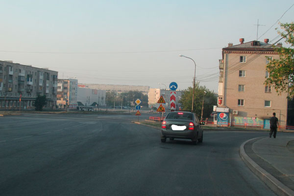 Каменцы жалуются на опасные пешеходники в городе, особенно у моста со стороны Мичурина — областные власти обратили на это внимание Каменцы жалуются на опасные пешеходники в городе, особенно у моста со стороны Мичурина — областные власти обратили на это внимание