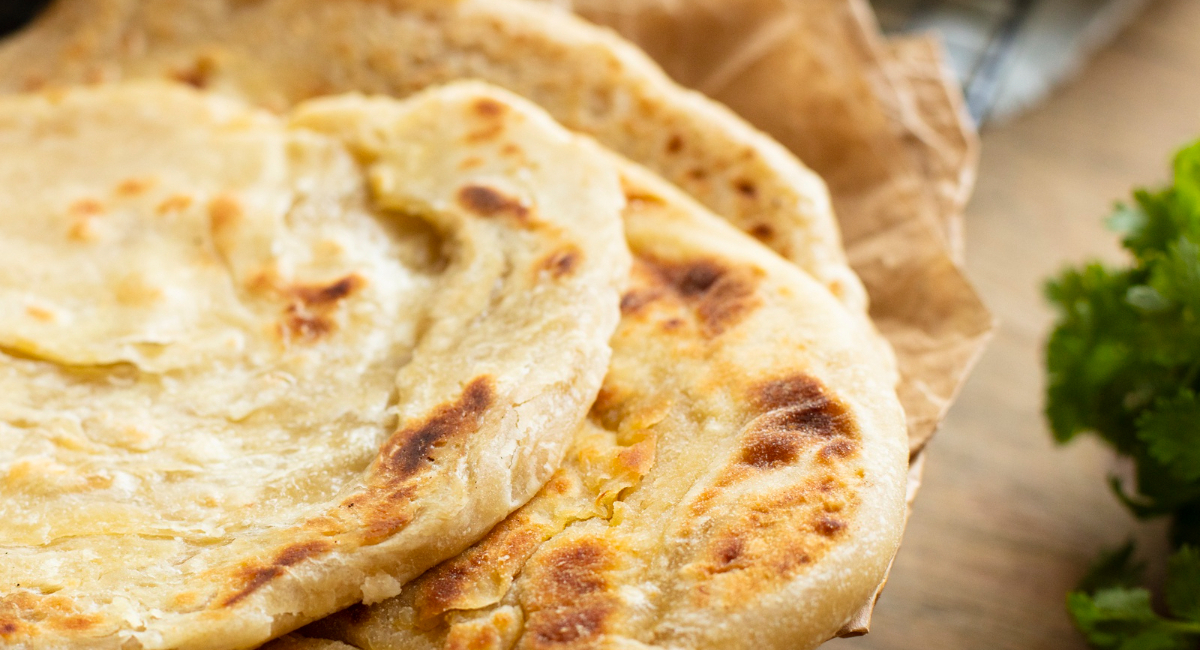 Просто заливаю майонез кипятком — и добавляю муку: всего через 30 минут гора вкуснятины на завтрак готова