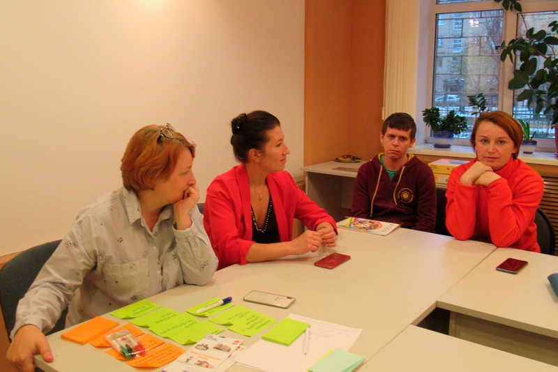 Подростки хотят быть полезными, а что взрослые? В Каменске представители ключевых предприятий и школьники говорили и сотрудничестве