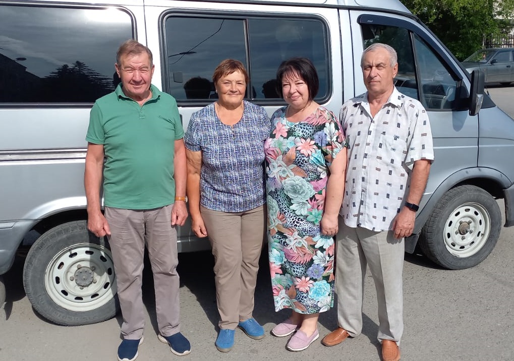 Ветеранов милиции Каменска-Уральского прокатили на теплоходе 