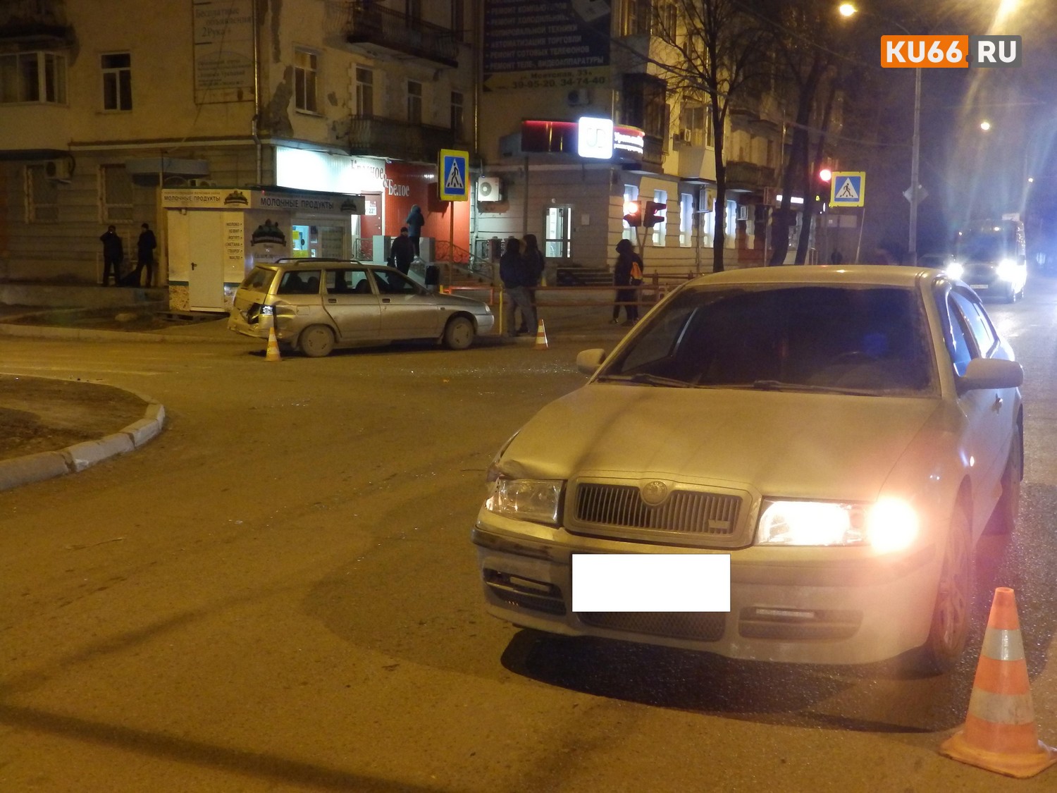 Водитель ВАЗа спровоцировал ДТП в Каменске-Уральском, но все бы ничего, если бы в его машине не было детей — у девочки резаные раны лица!