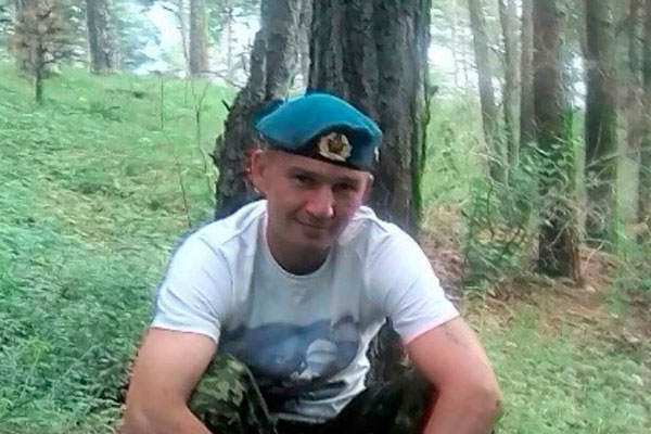 В Каменск-Уральский привезли груз 200 с погибшим мобилизованным В Каменск-Уральский привезли груз 200 с погибшим мобилизованным