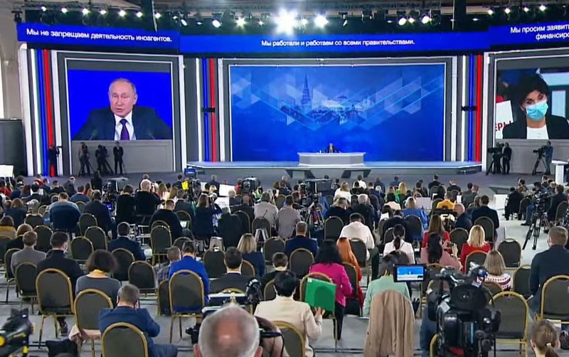 Путин ответил на вопрос о наказании за отказ от вакцинации