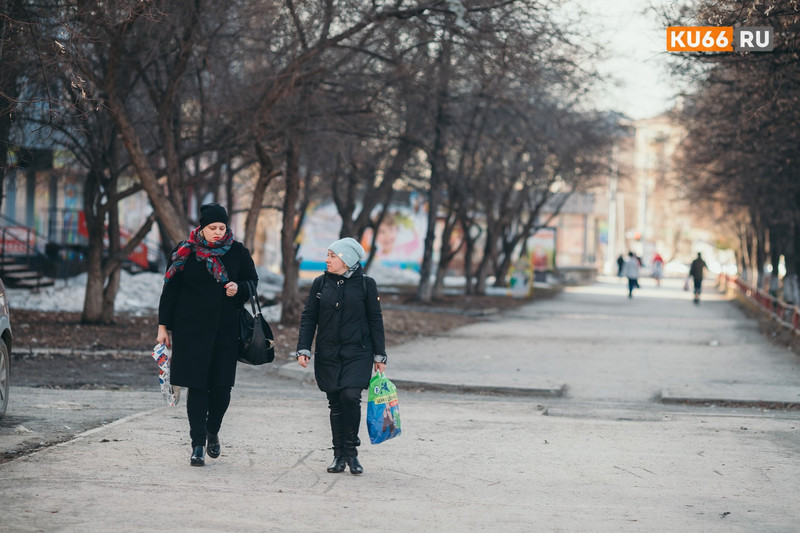 На Среднем Урале зафиксировано еще 74 случая COVID-19. В Каменске появился еще один один заболевший