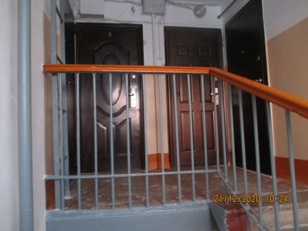 В подарок к новому году жители дома по ул. Физкультурников в Каменске-Уральском получили ремонт подъездов. За собственные деньги...