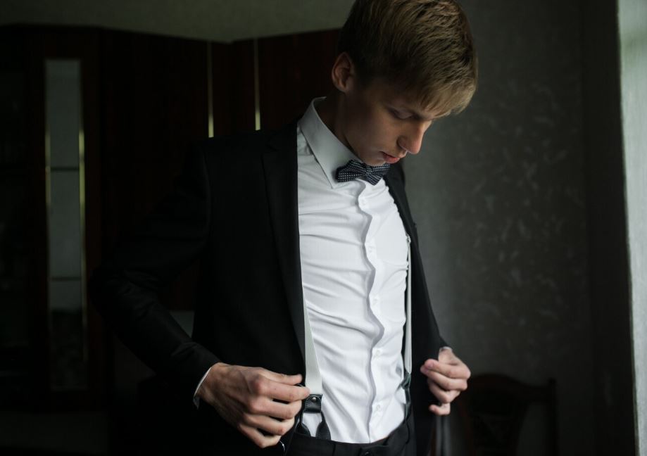 Известный модельер назвала вещи мужского гардероба, которые давно пора выкинуть