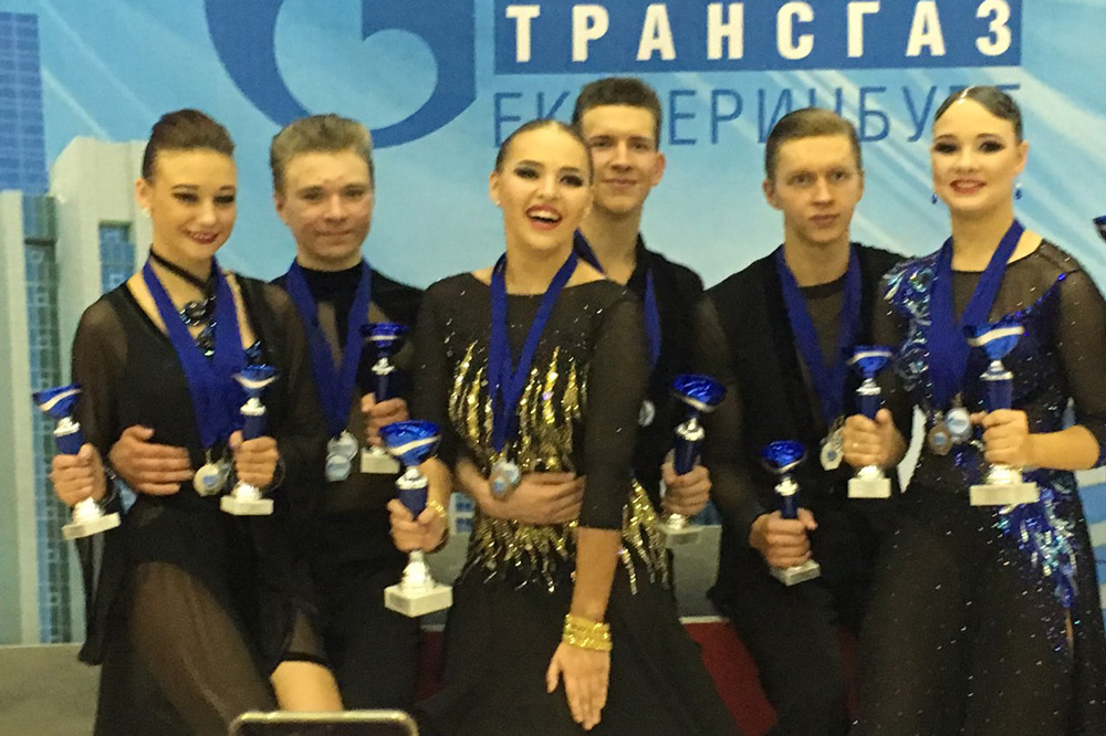 Нет равных? Бальные танцоры из ДК «Юность» Каменска-Уральского — и молодые пары, и совсем еще юные — на кубке «Газпрома» стали лидерами