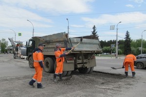 Обратная связь работает: власти уверяют, что состояние дорог в Каменске находится под контролем. «Особое внимание проблемным участкам» Обратная связь работает: власти уверяют, что состояние дорог в Каменске находится под контролем. «Особое внимание проблемным участкам»
