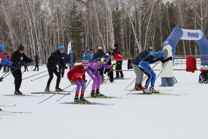 Каменцы провели День спорта вместе с РУСАЛом