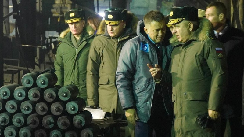 Сергей Шойгу отправил зама проверять, как выполняют гособоронзаказ на свердловских предприятиях