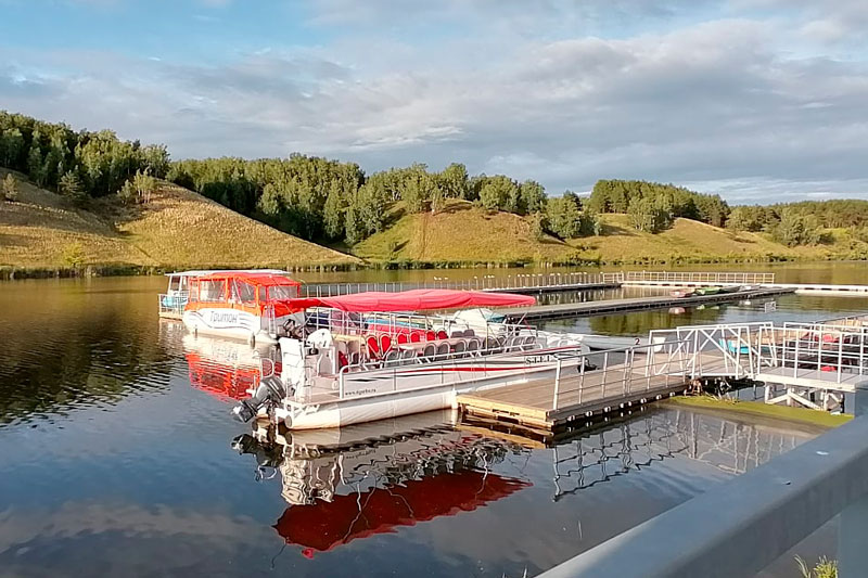 Было нельзя, а стало можно. На базе «Металлист» по выходным теперь открыт прокат лодок