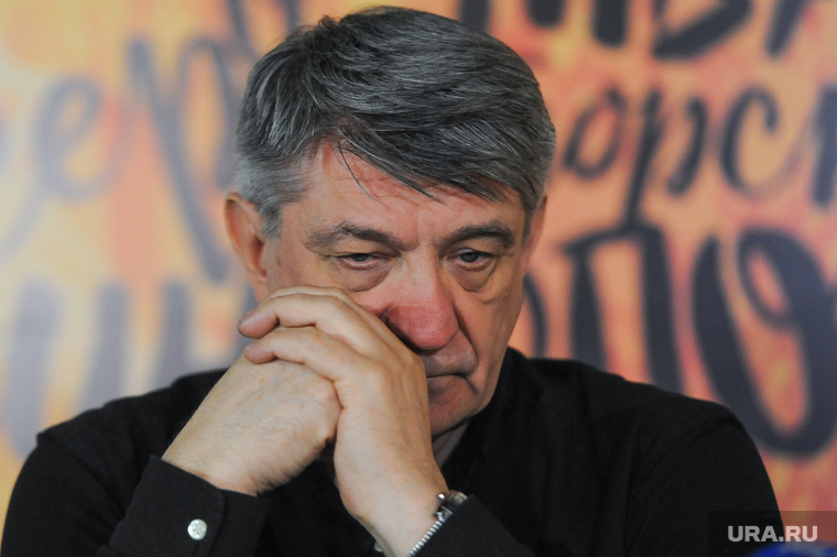 Режиссер Сокуров: Путин прекрасно все знает о воровстве в России