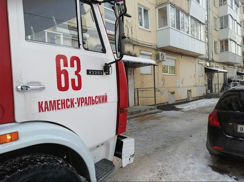Пожарные призвали каменских автомобилистов не создавать помех для спецтранспорта