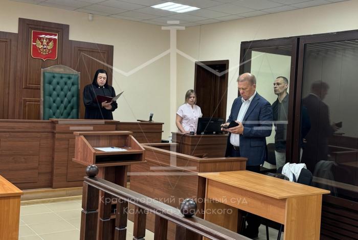 Попросил выключить музыку: в Каменске-Уральском алкаш насмерть забил соседа за замечание | В Каменске-Уральском осудили мужчину за смертельное избиение