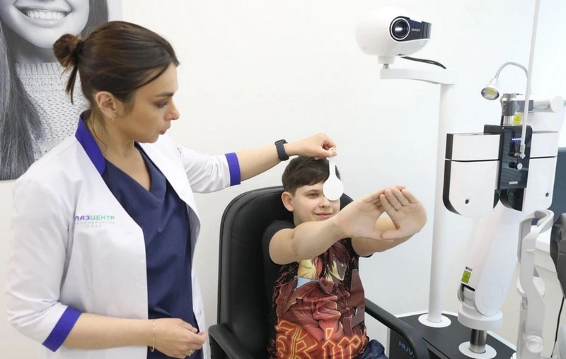 «Работают, пока вы спите»: уральцам предложили исправить зрение уникальными ночными линзами