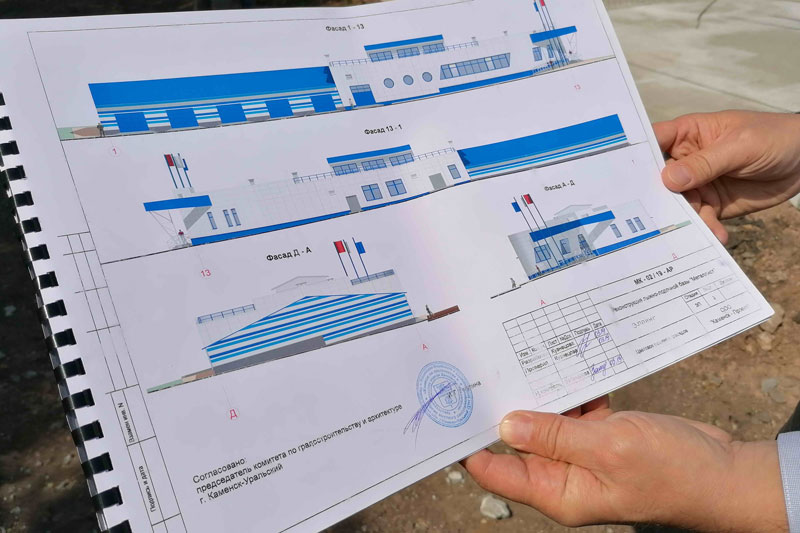 Гребной центр стоимостью 50 млн руб. строится в Каменске на деньги каждого из вас. Говорят, коробка здания будет готова уже к осени