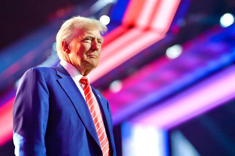 Трамп: Зеленский упустил шанс договориться — теперь условия хуже для Украины | Трамп: Украина сейчас в худших условиях для переговоров, чем раньше