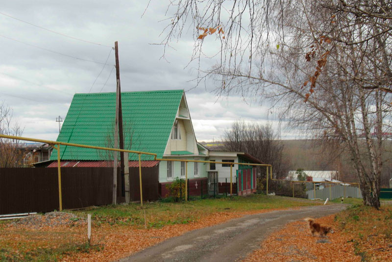 Несанкционированных свалок стало меньше, но кое-где каменцы как мусорили, так и продолжают. А какие места самые проблемные?