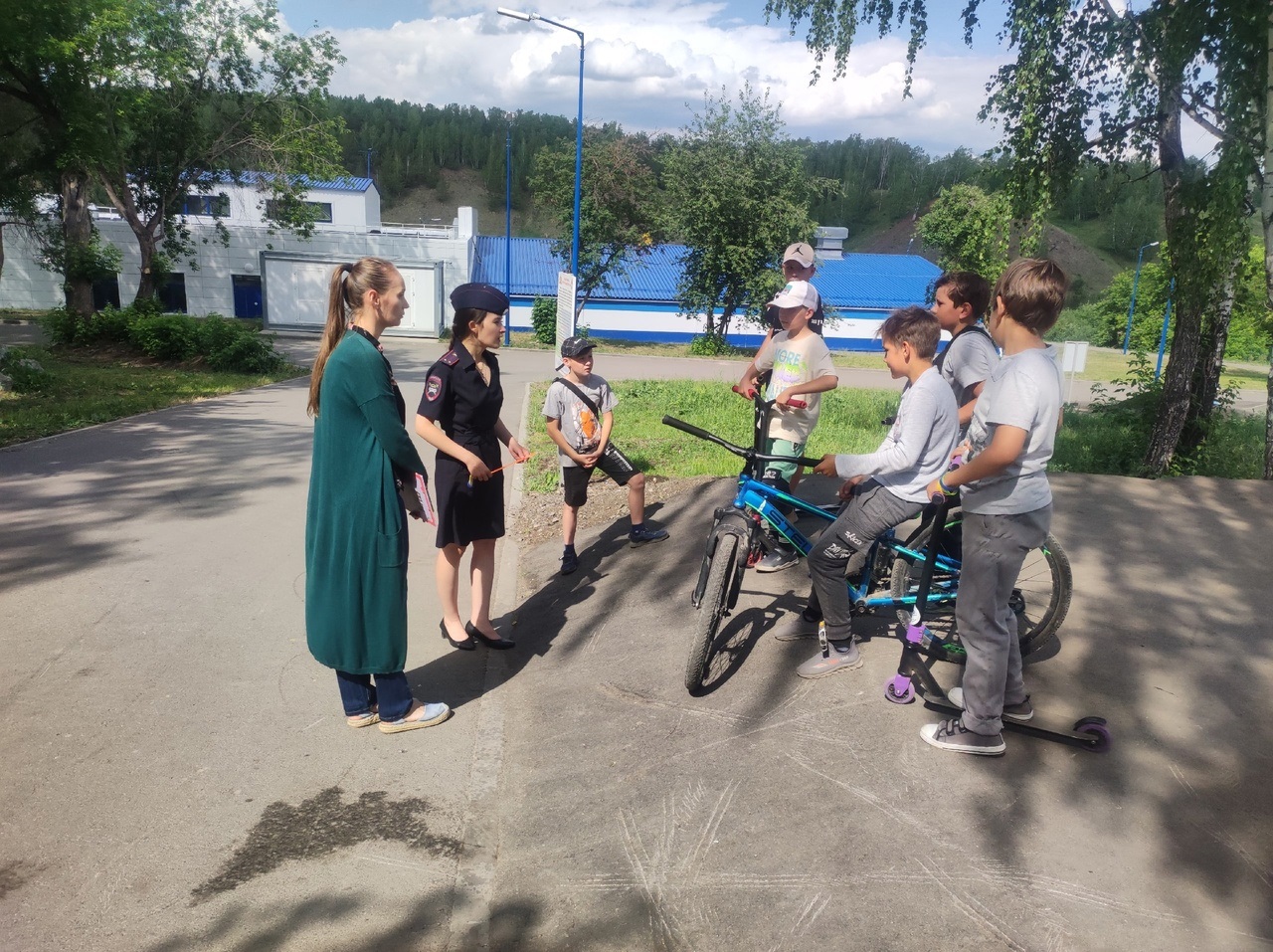 В Каменске-Уральском выявили 12 несовершеннолетних нарушителей правил перехода дорог