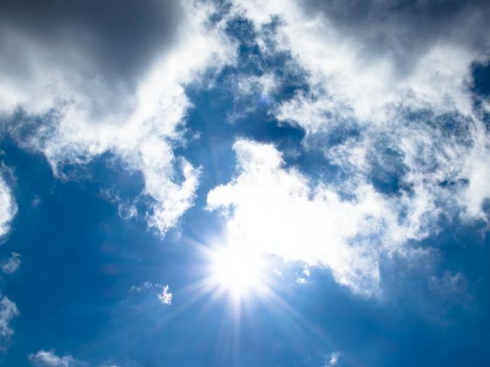 30-градусная жара пришла в Свердловскую область. Чего ждать от погоды дальше? | В Свердловской области будет жаркая неделя 