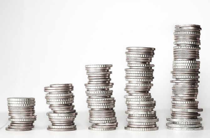 Некоторым россиянам могут списать долги за услуги ЖКХ