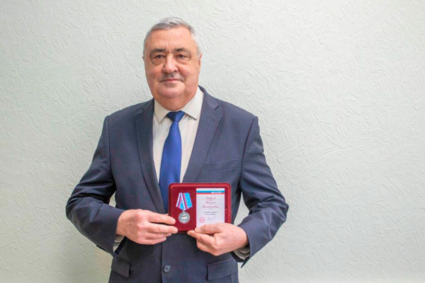 Награды профсоюзным лидерам СинТЗ