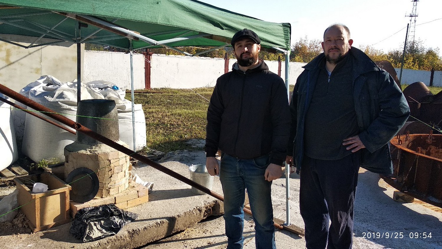 В эту субботу - «Музы и пушки» в Каменске-Уральском. Участников ждет плавка руды и разрушение части краеведческого музея. Будет зрелищно!