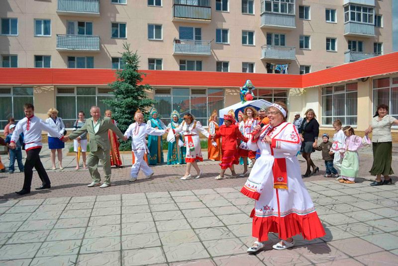 В это воскресенье — не только День знаний, но еще и День народов Среднего Урала. Празднование в Каменске-Уральском растянется до вторника
