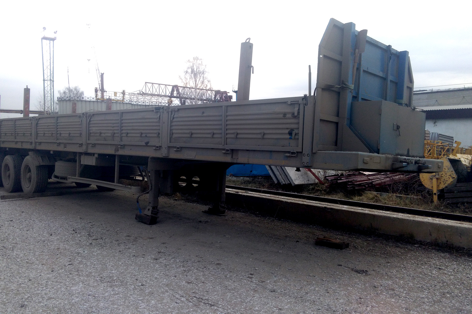 Из-за долгов по налогам судебные приставы конфисковали целый автопарк у предприятия в Каменске-Уральском. Если не заплатит – продадут