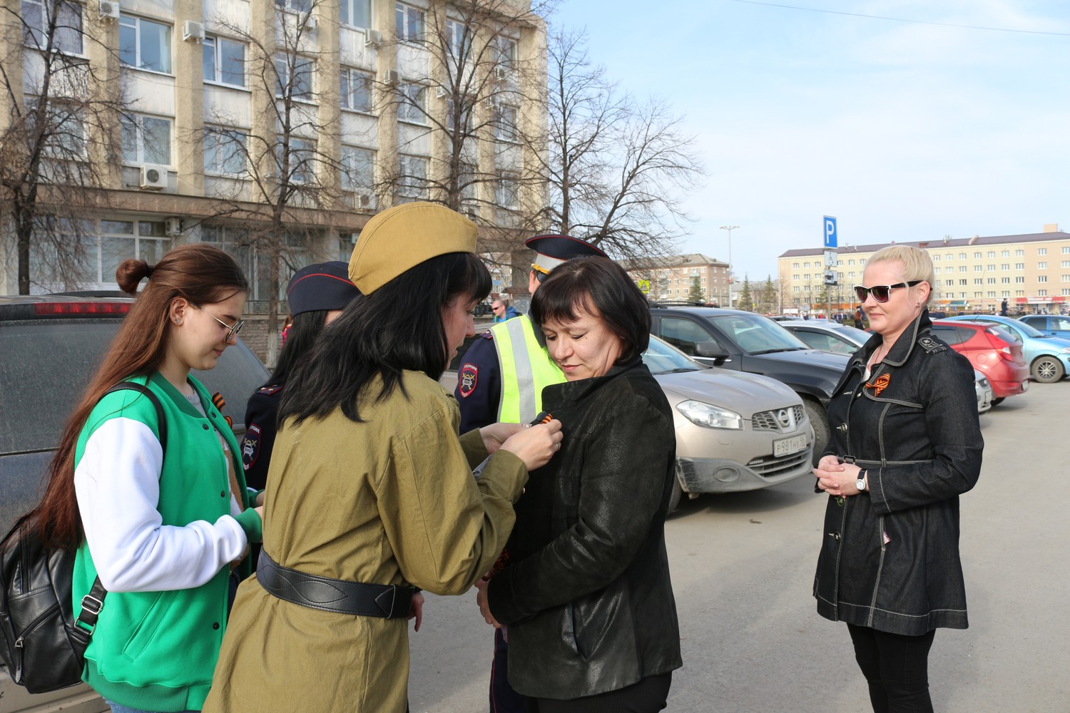 «Я помню, я горжусь». Сотрудники Госавтоинспекции Каменска-Уральского приняли участие в социальной акции «Я помню, я горжусь». Сотрудники Госавтоинспекции Каменска-Уральского приняли участие в социальной акции