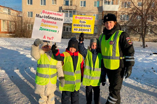 Воспитанники детского сада № 1 написали водителям письма-обращения о соблюдении правил дорожного движения