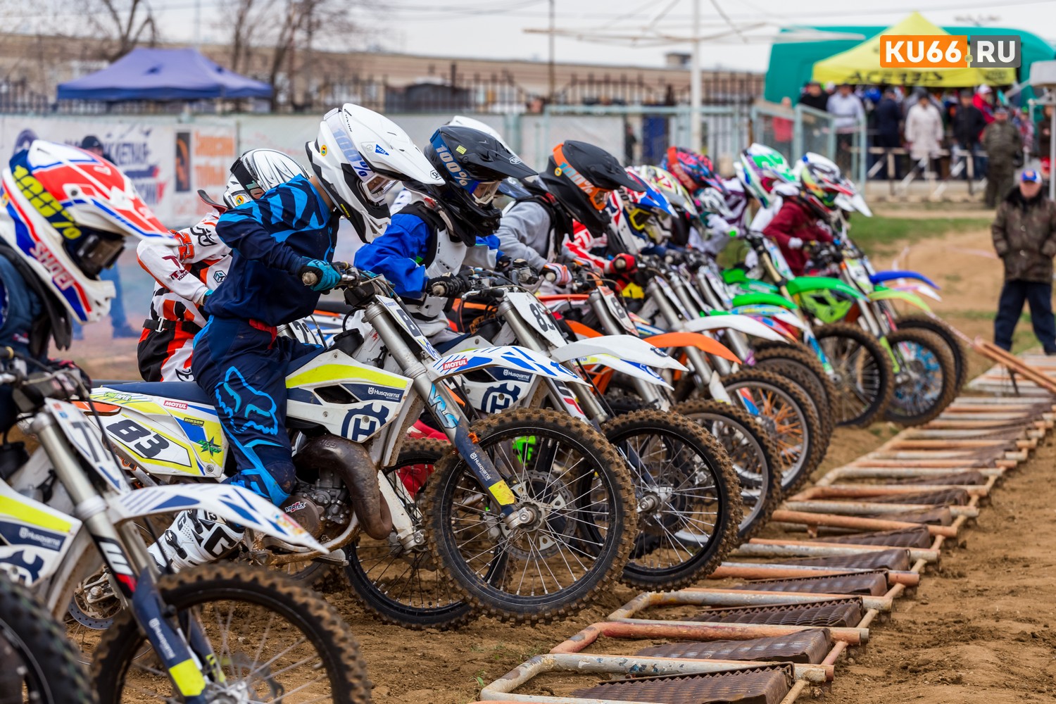 Совсем скоро в Каменске пройдут крупные соревнования по мотокроссу, на которые съедутся лучшие гонщики со всего УрФО. Скучать не придется!